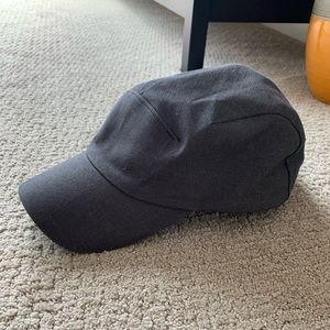 EUC lululemon men’s hat